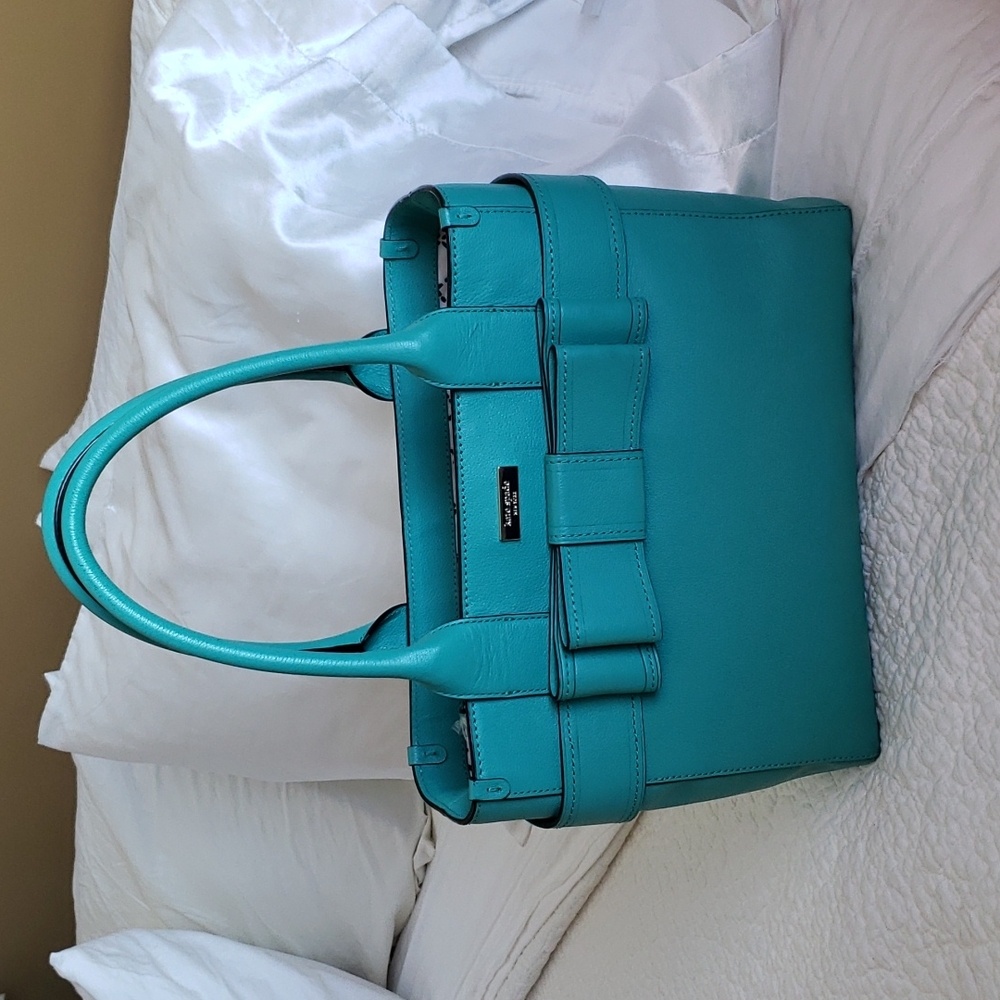 Kate Spade Villabella Avenue Bow tote